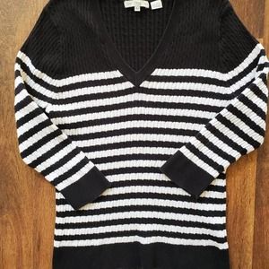PRIA Women's Black&White V-neck Striped Sweater LG